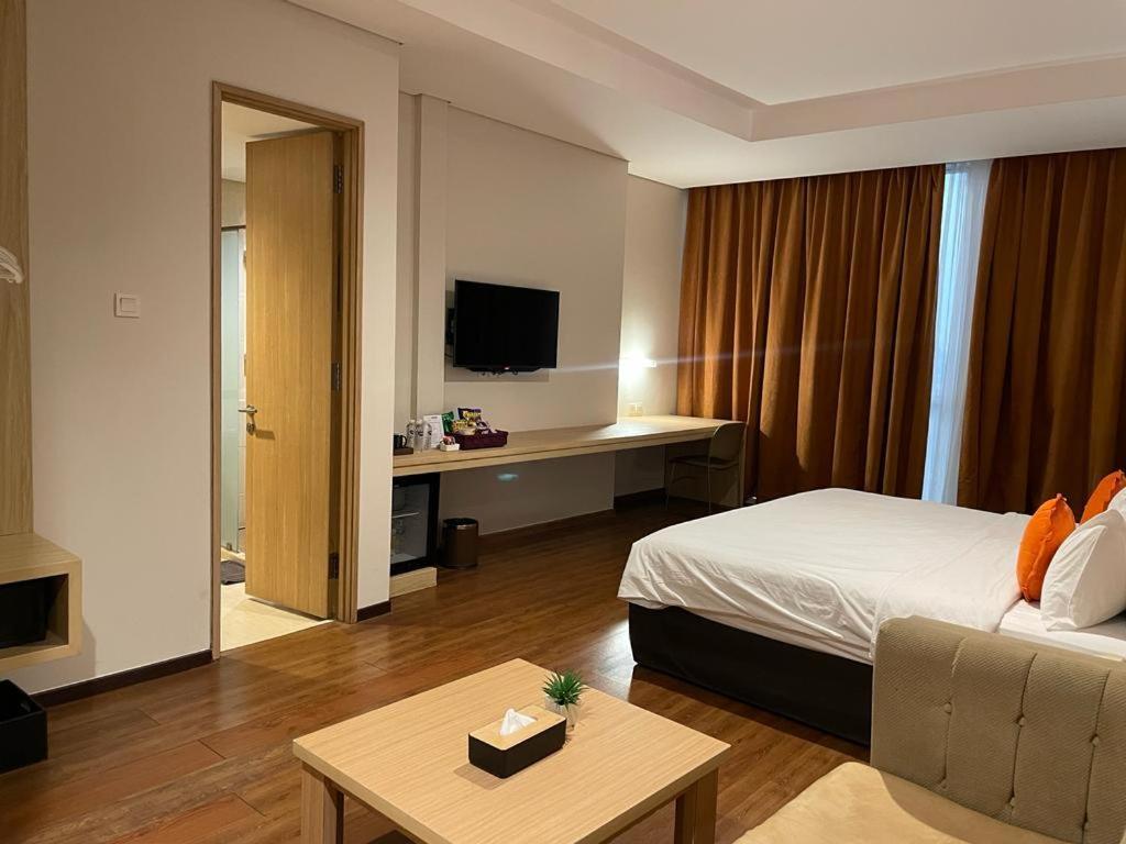 Grand G7 Hotel Pasar Baru Giacarta Esterno foto
