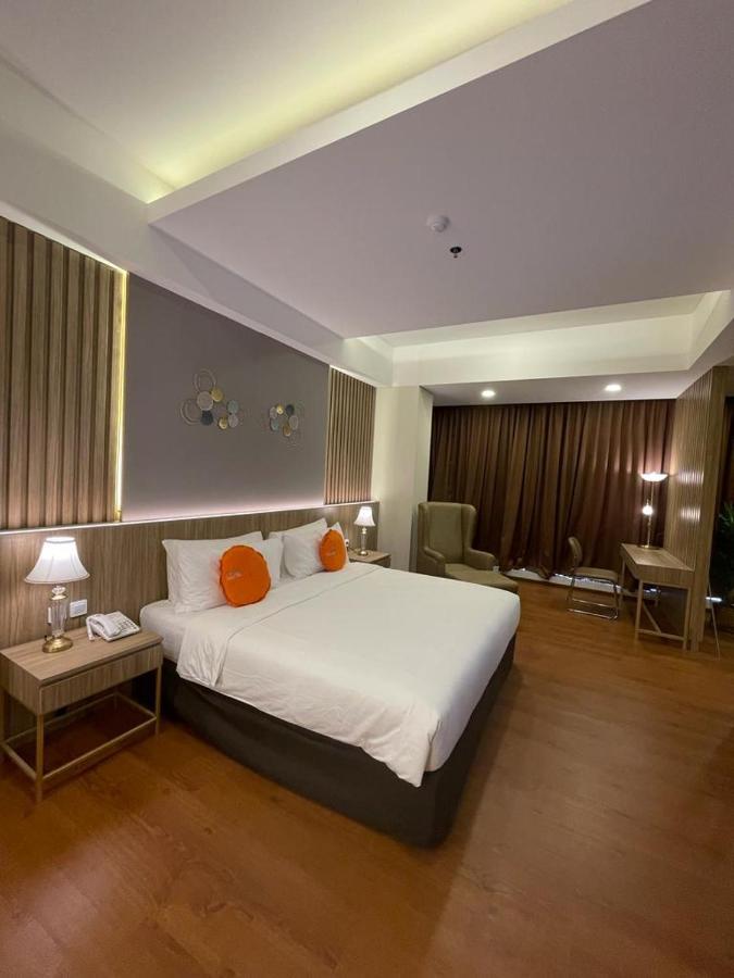 Grand G7 Hotel Pasar Baru Giacarta Esterno foto